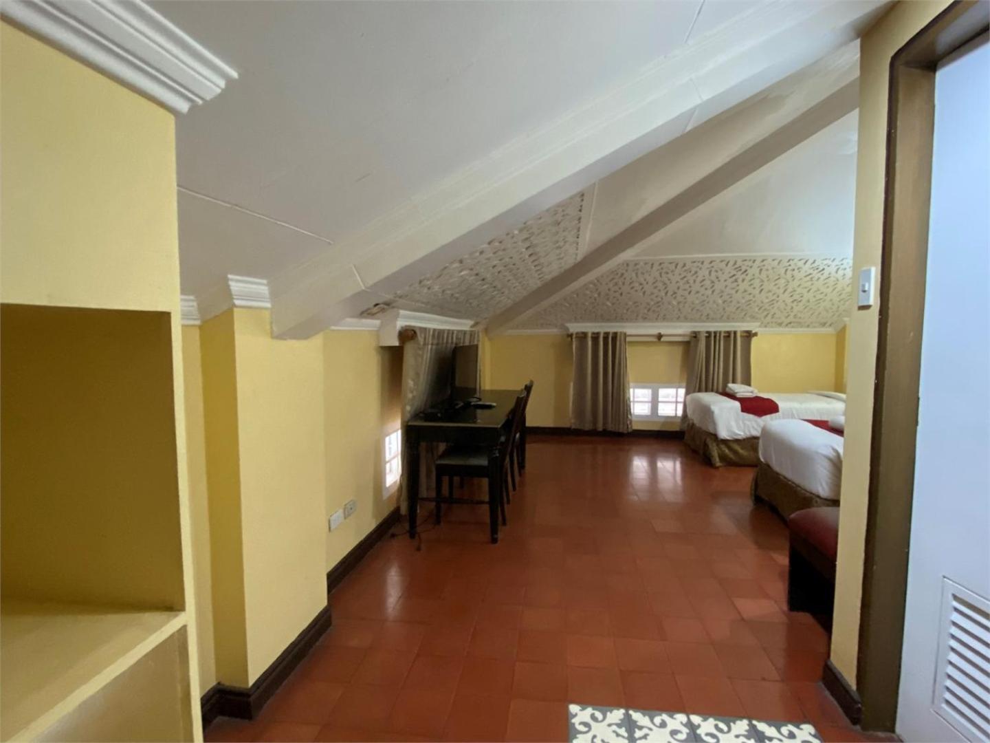 White Knight Hotel Intramuros Manilla Buitenkant foto